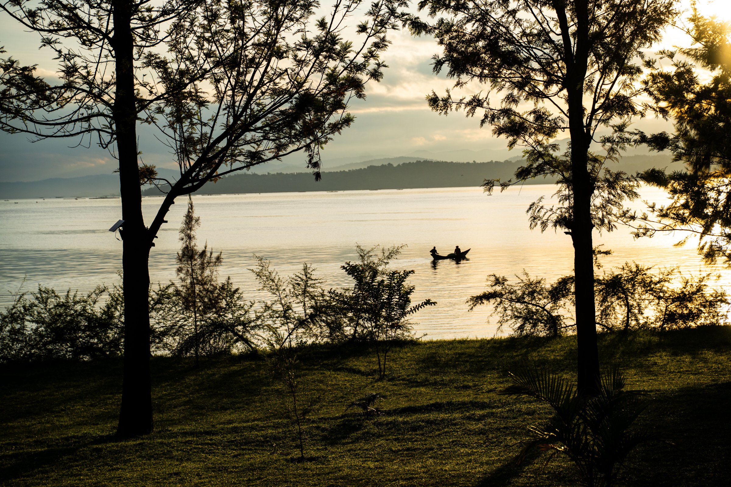 Eben Lake Kivu