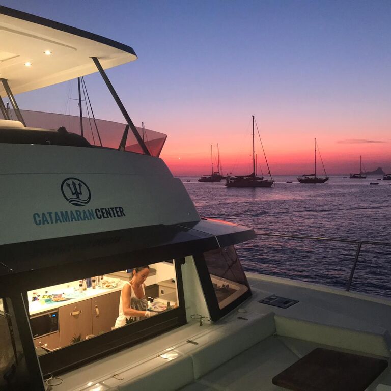 SALIDA EN CATAMARAN