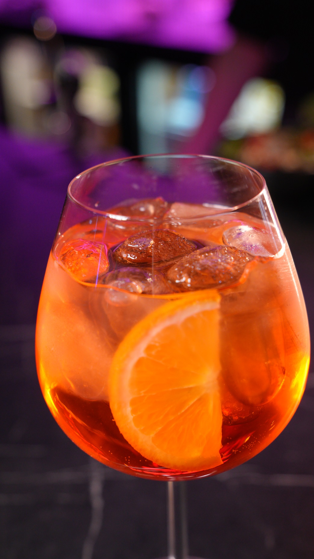 Kuuvalge Bar & Shisha Lounge