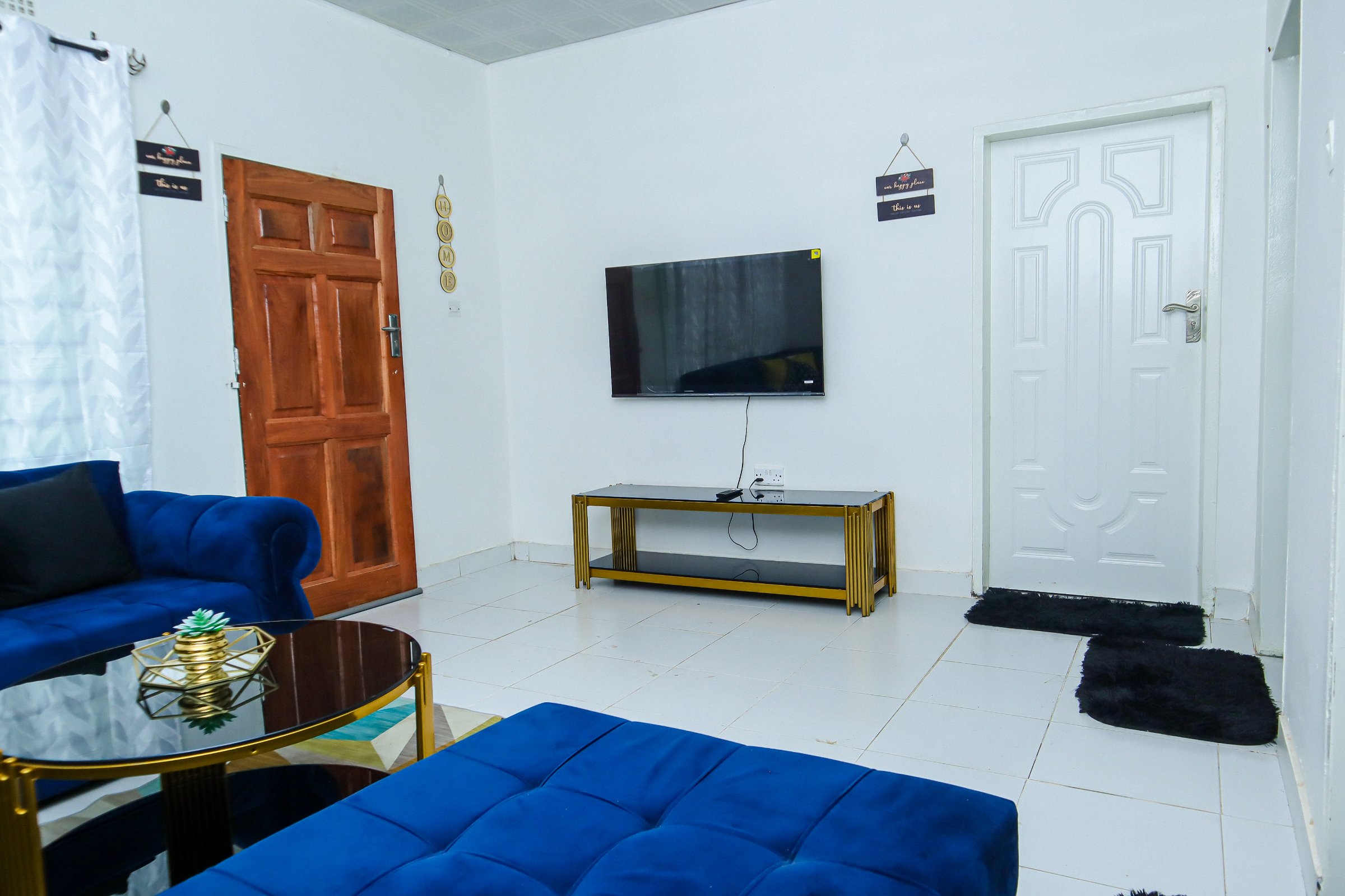 Wamz Apartments And Tours
