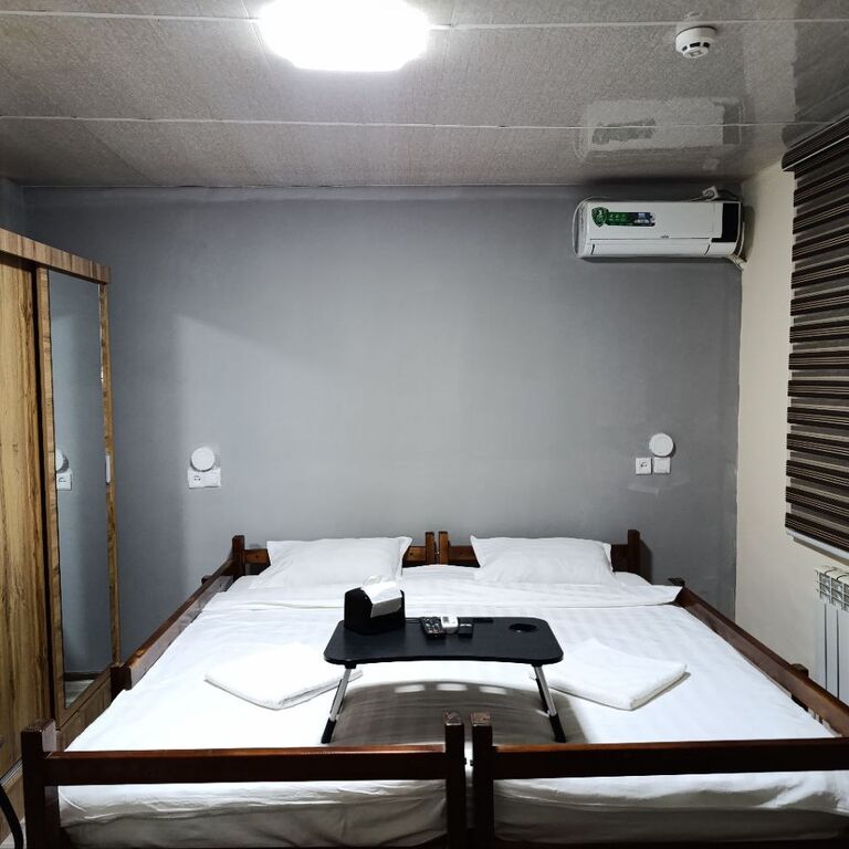 Caravan Hostel