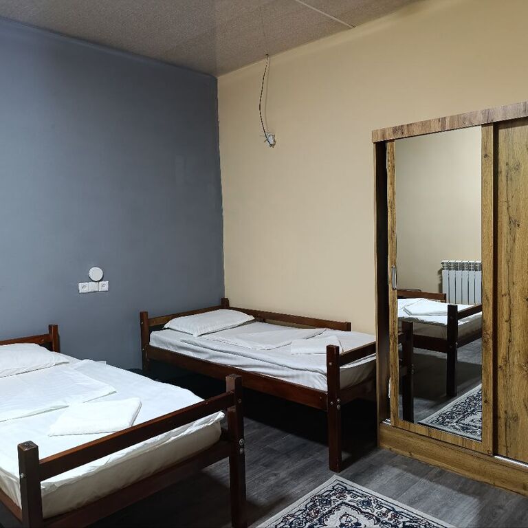 Caravan Hostel