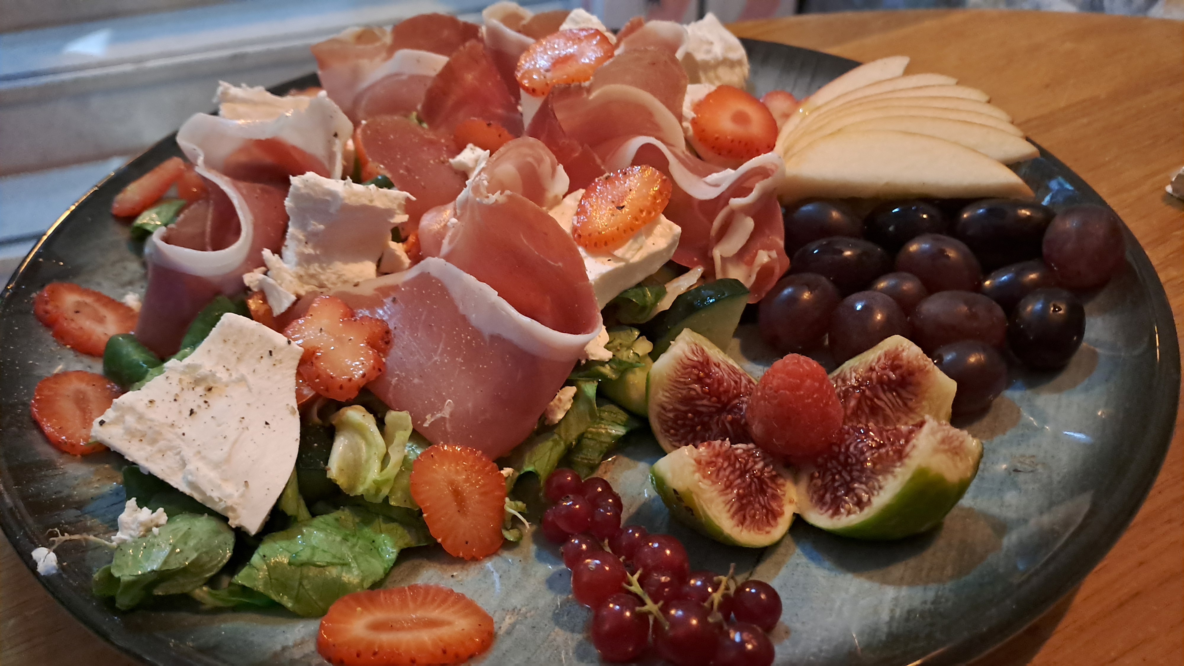Negreena, wine & salad