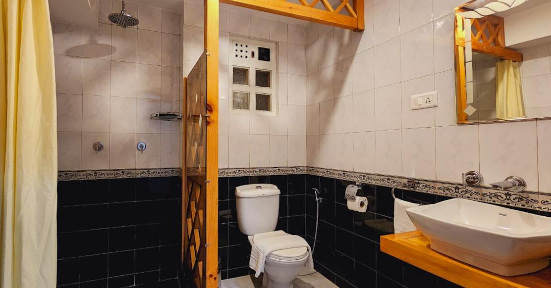 Jakar Village Lodge