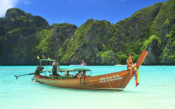 Phi Phi Travel and Tours