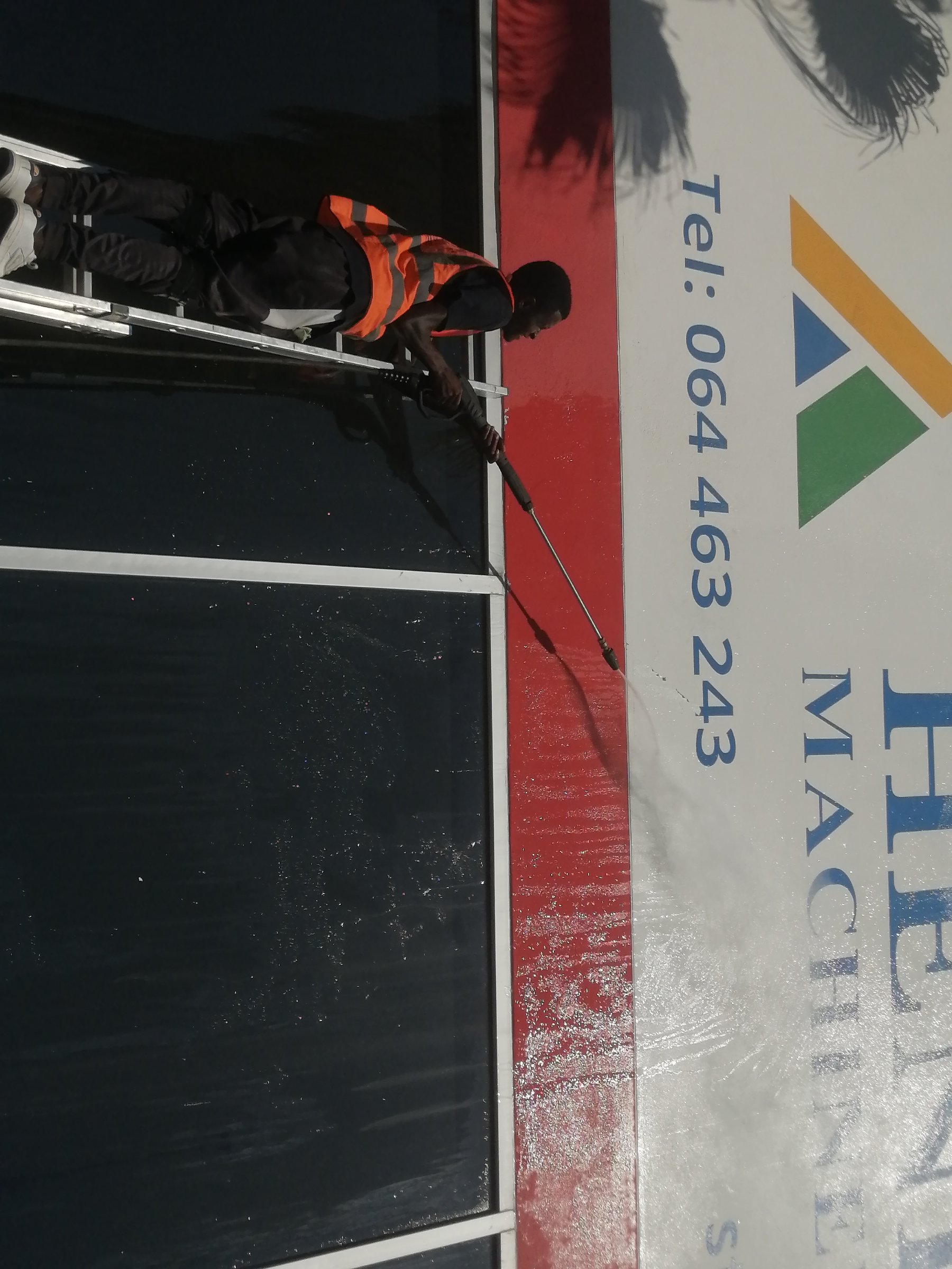 Mbaundja & Alvine Cleaning CC