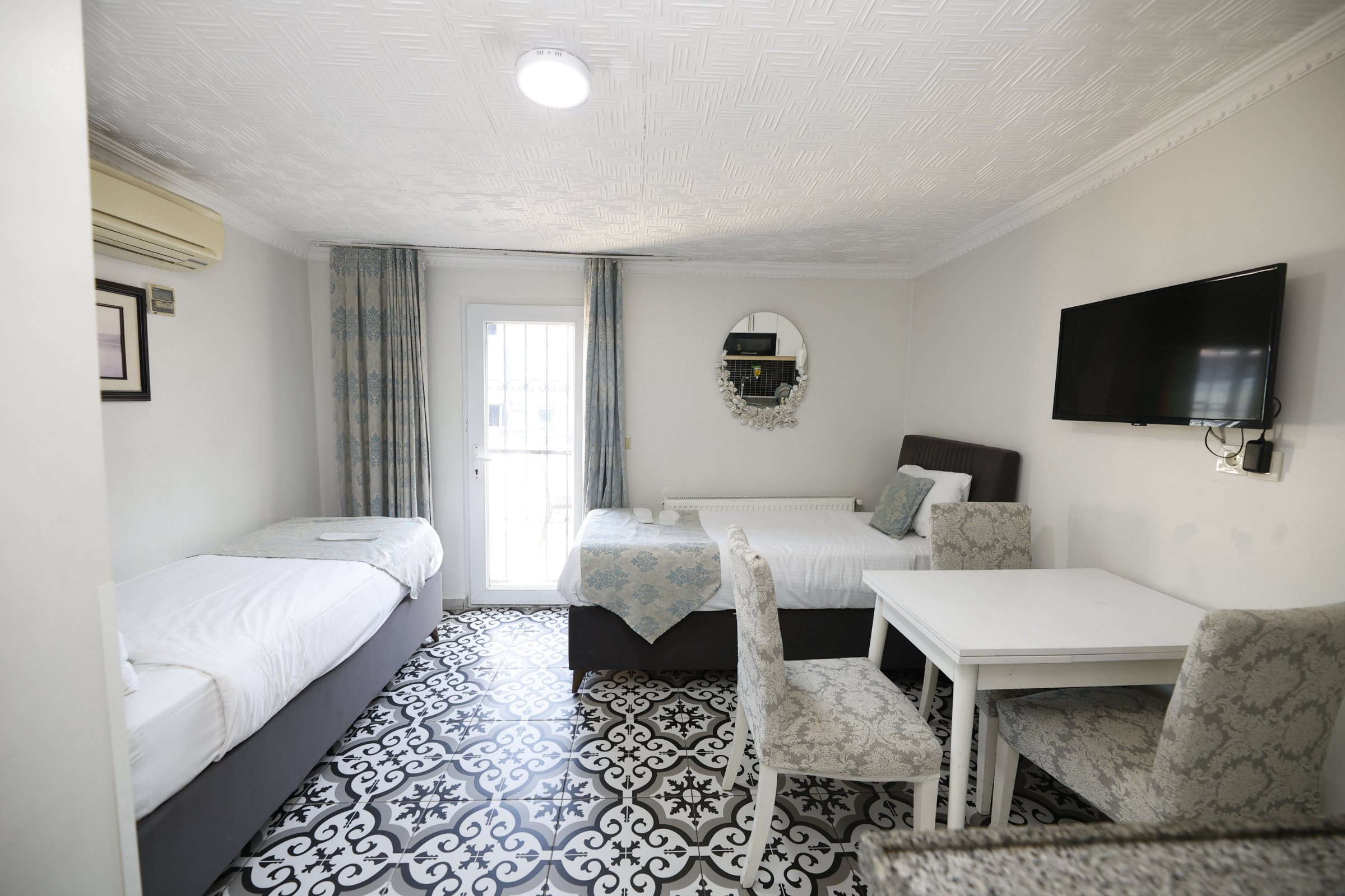 Lemon Residence