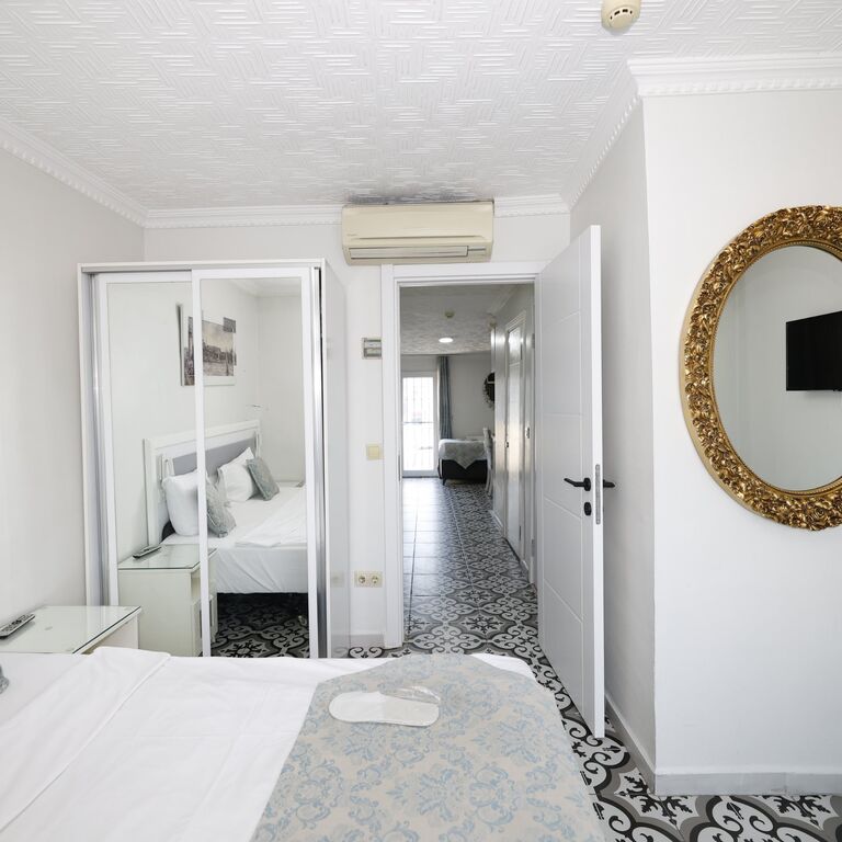 Lemon Residence
