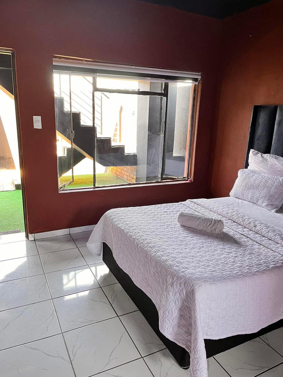 Xmotel vosloorus