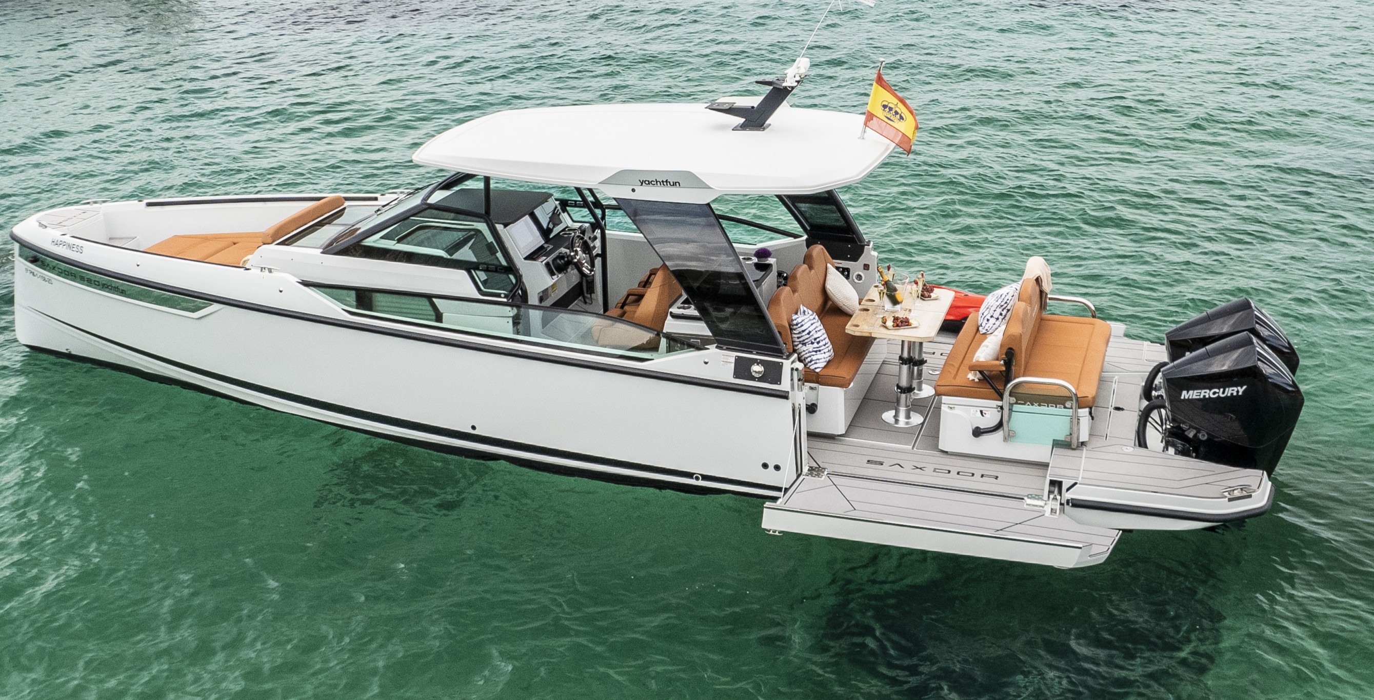YACHT FUN