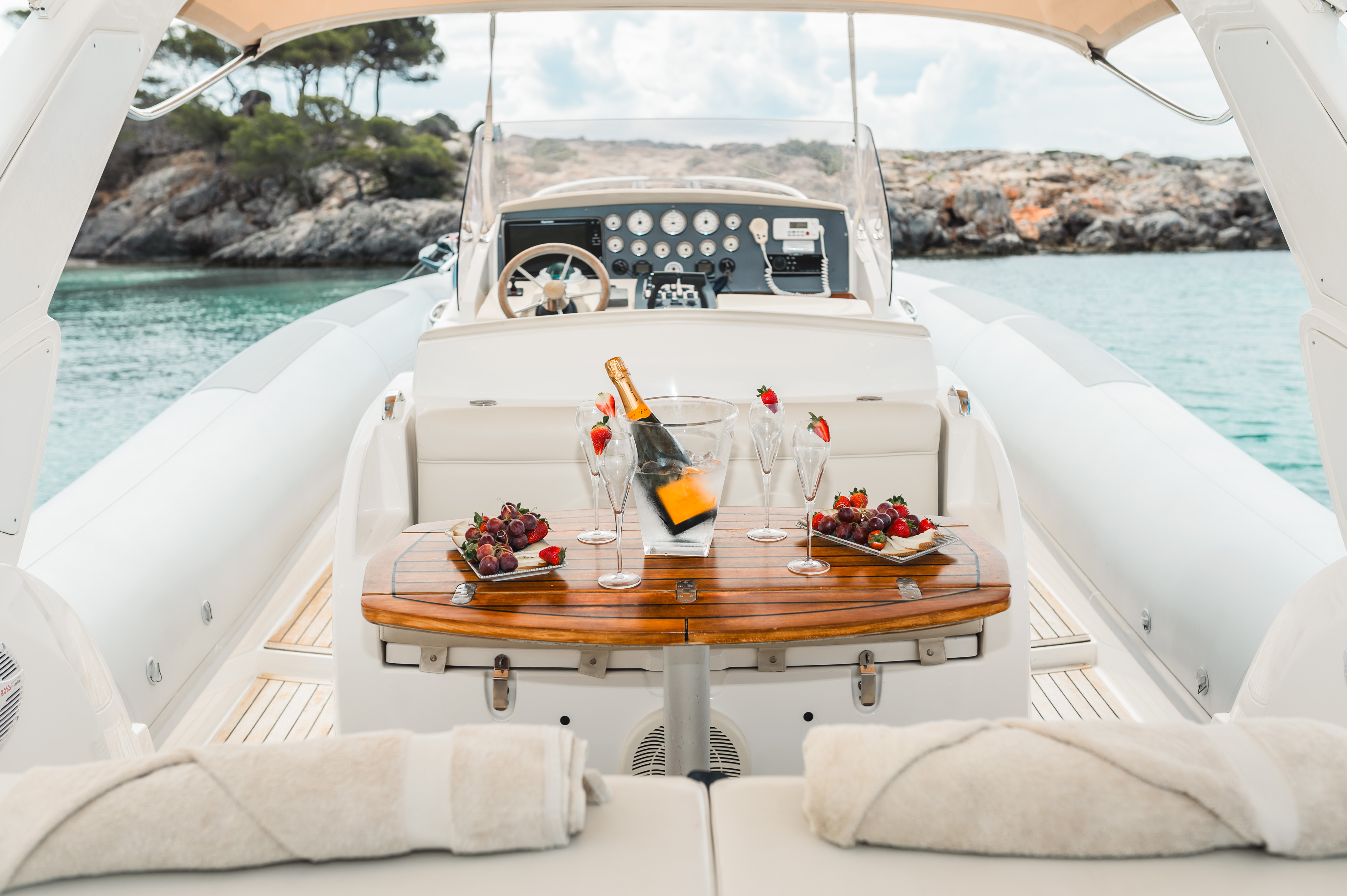 YACHT FUN