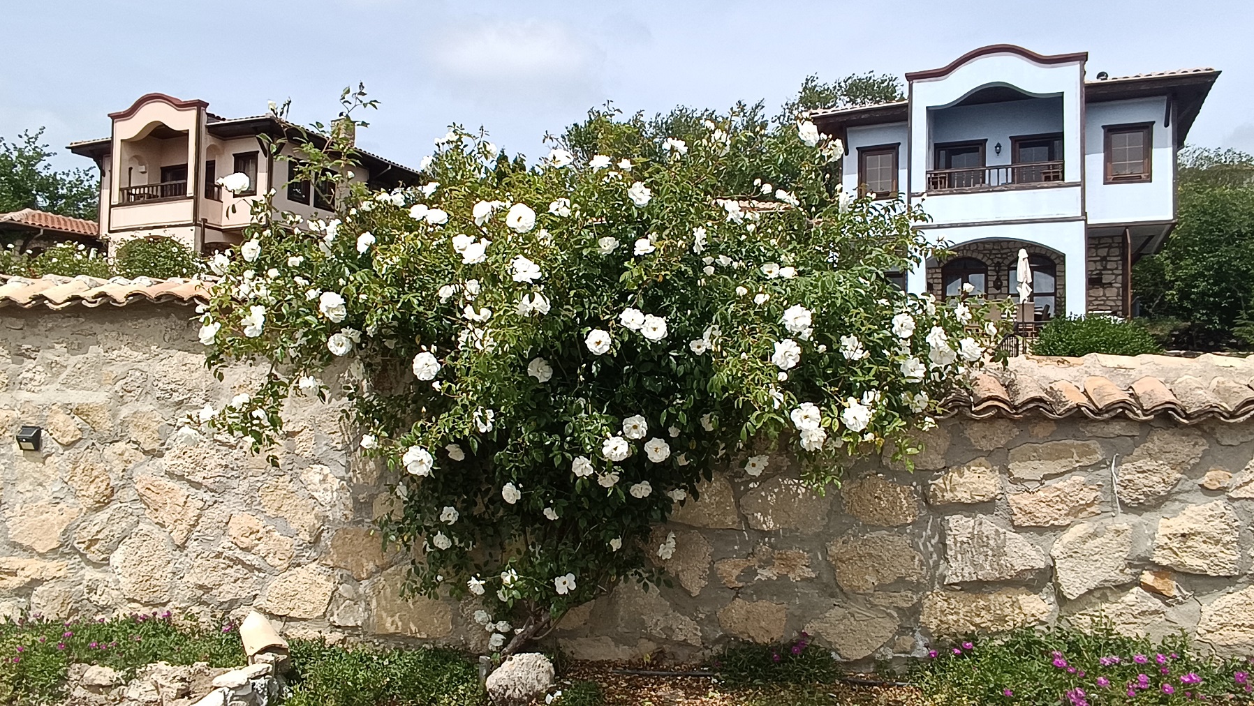 Guest houses VillasAvren