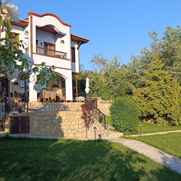 Guest houses VillasAvren