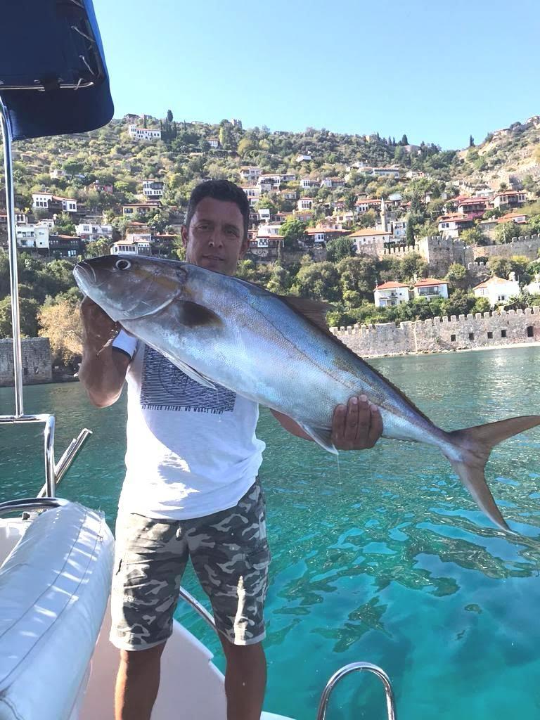 Deep Aqua Fishing Tour