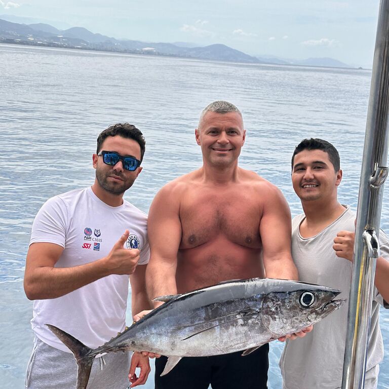 Deep Aqua Fishing Tour