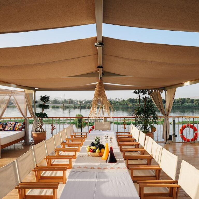 Luxury Nile Cruise Dinner with