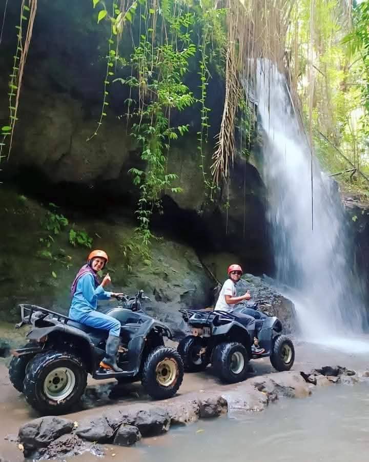 Gusti tusan Bali driver