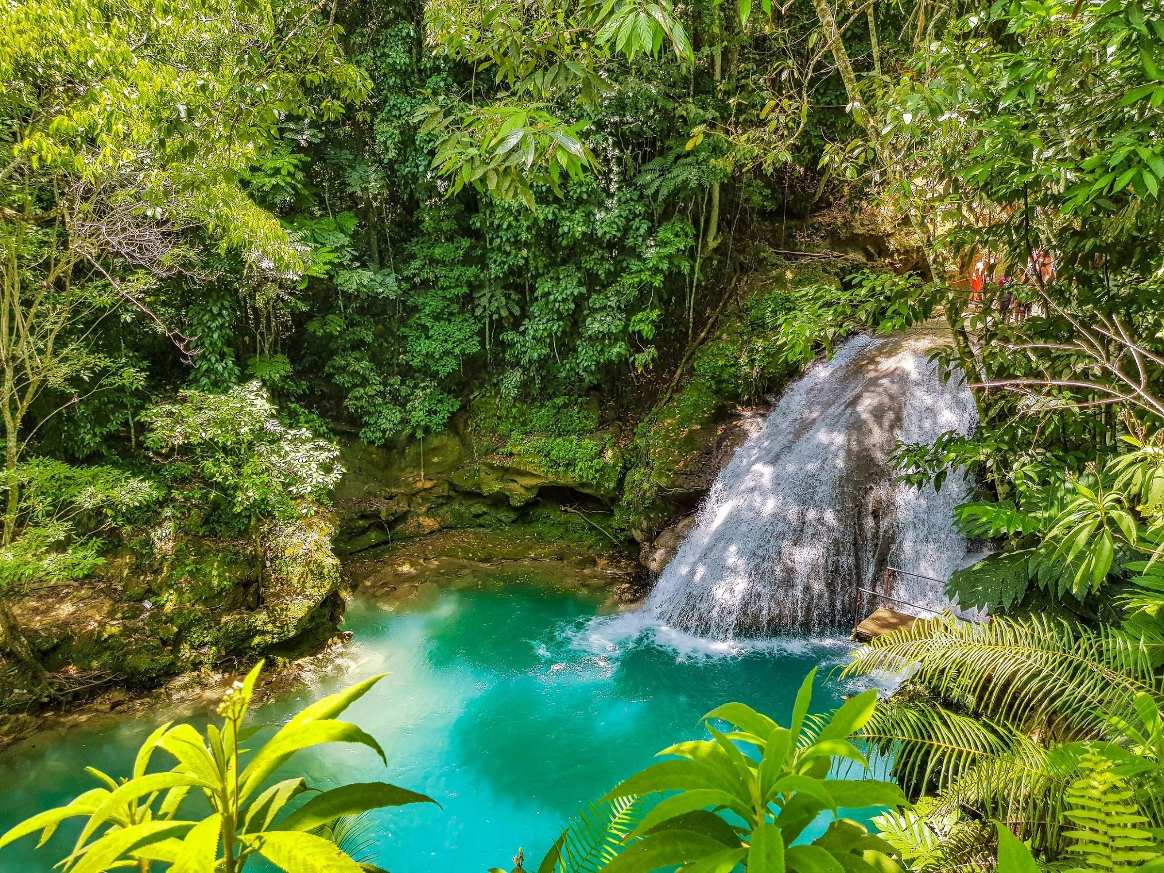 Island Gully Falls (Blue Hole)