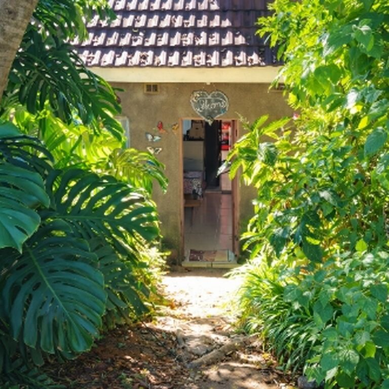The Stonehouse Shangri-La BnB