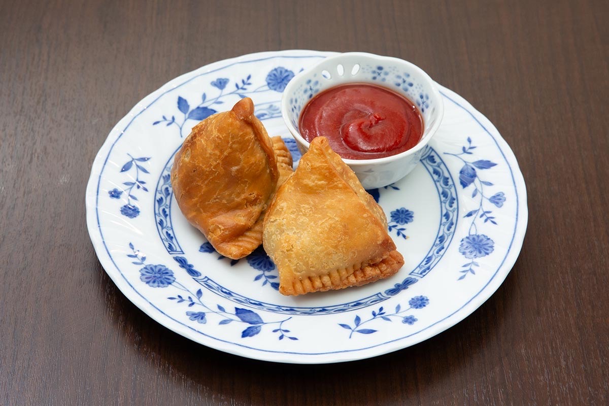 CURRY HUT