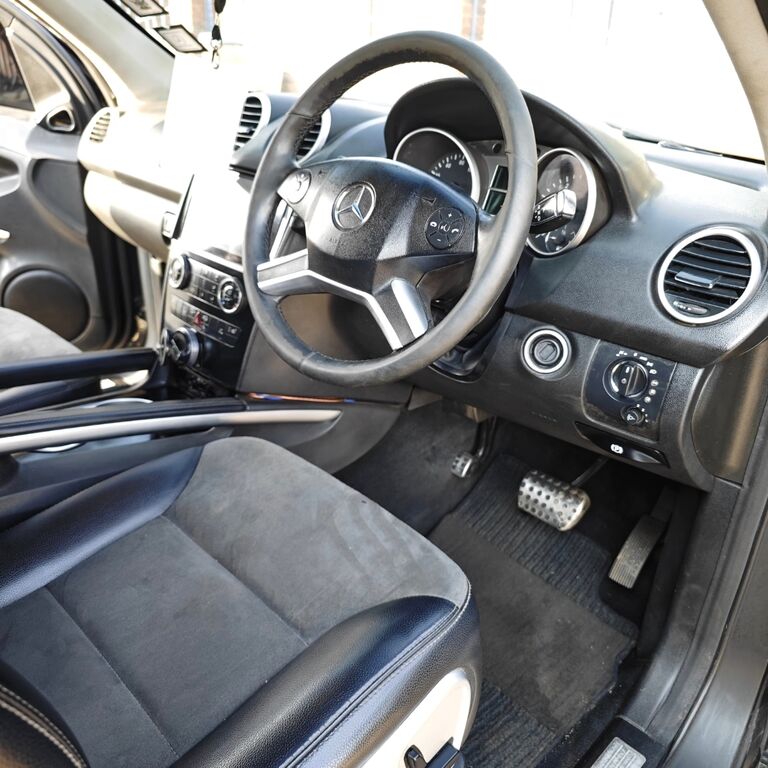 Caulchy car hire