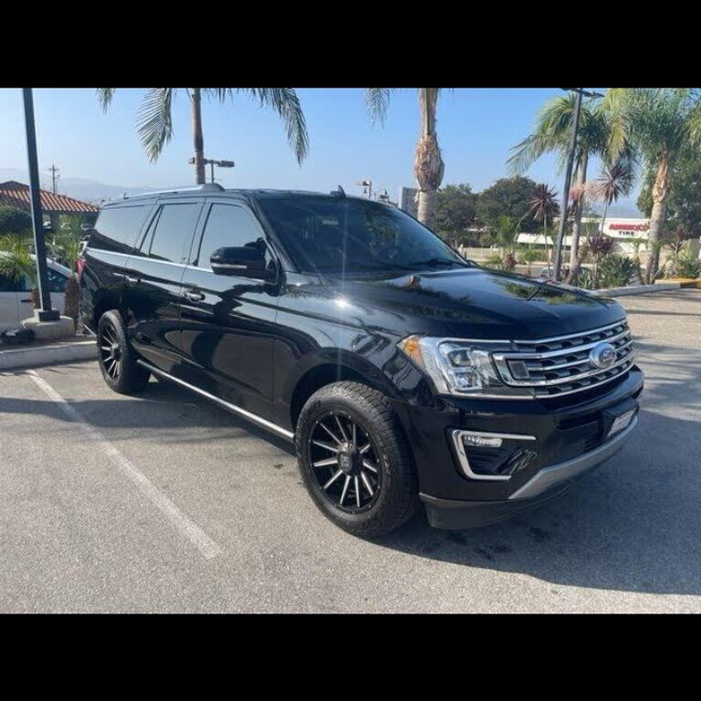 Prestigia Limo LLC