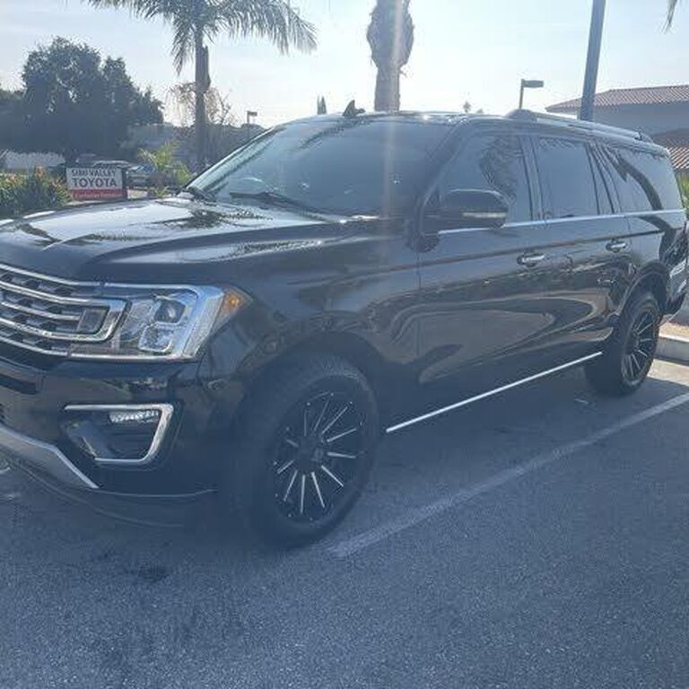 Prestigia Limo LLC