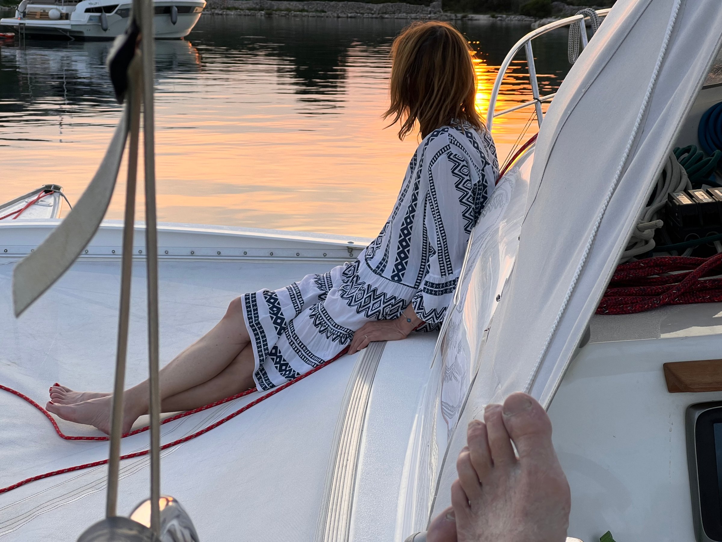 DRAGONFLY TRIMARAN CHARTER