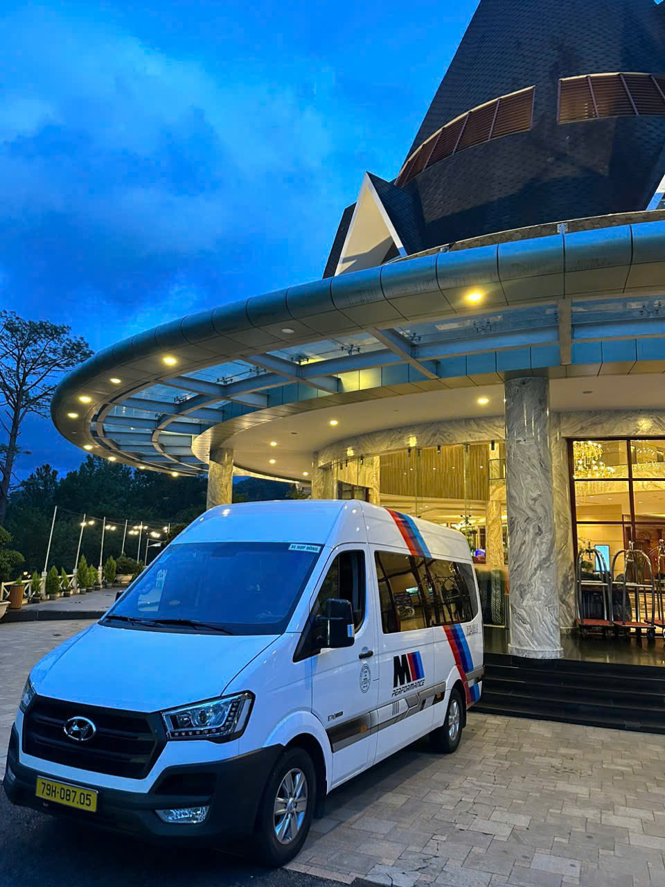 Book Car from Cam Ranh Airport