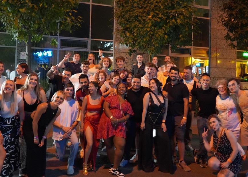 Hoppers - Pub Crawl
