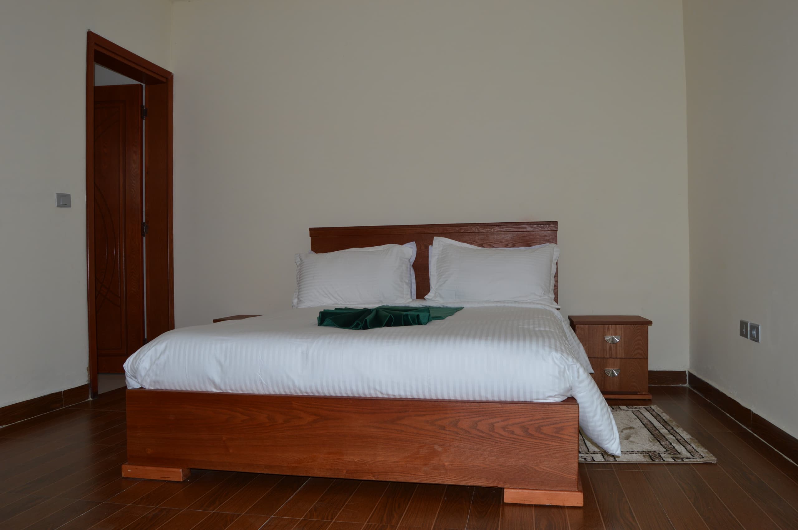 Abnet Guest House