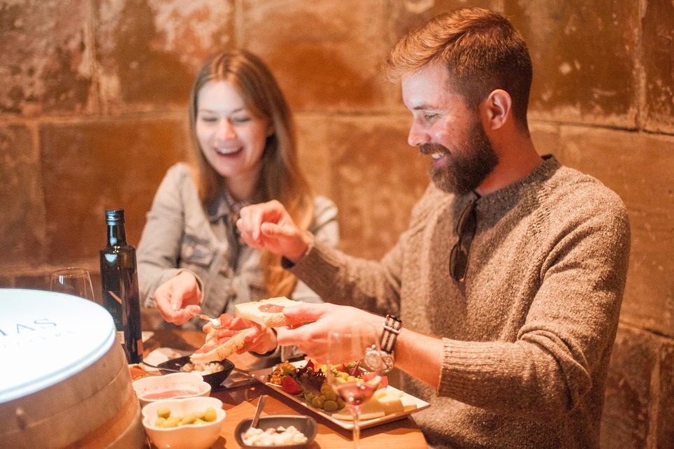 Montserrat, Tapas & Wine