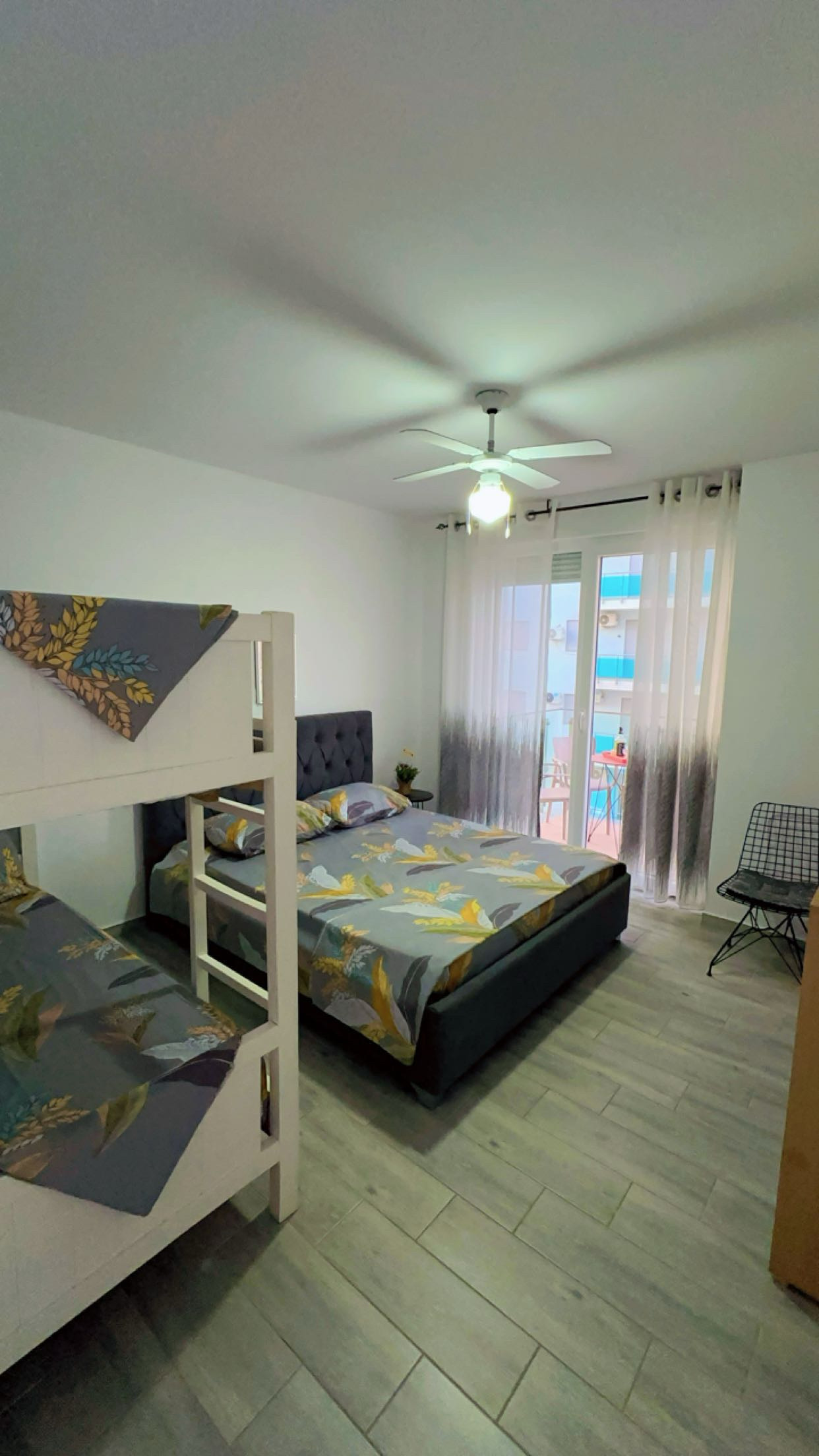 Kings Apartments