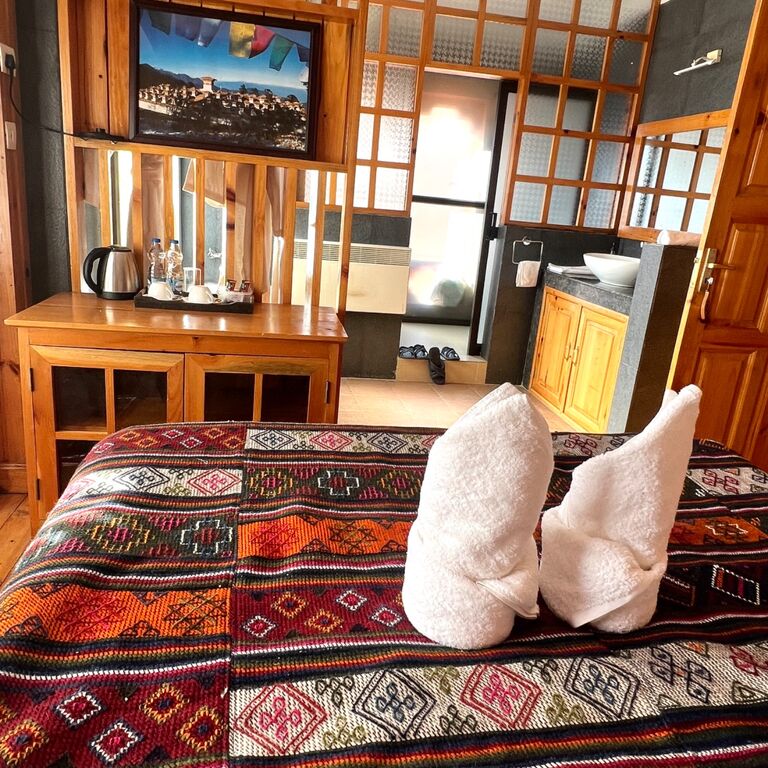 Thimphu Boutique (YEEDPALING)