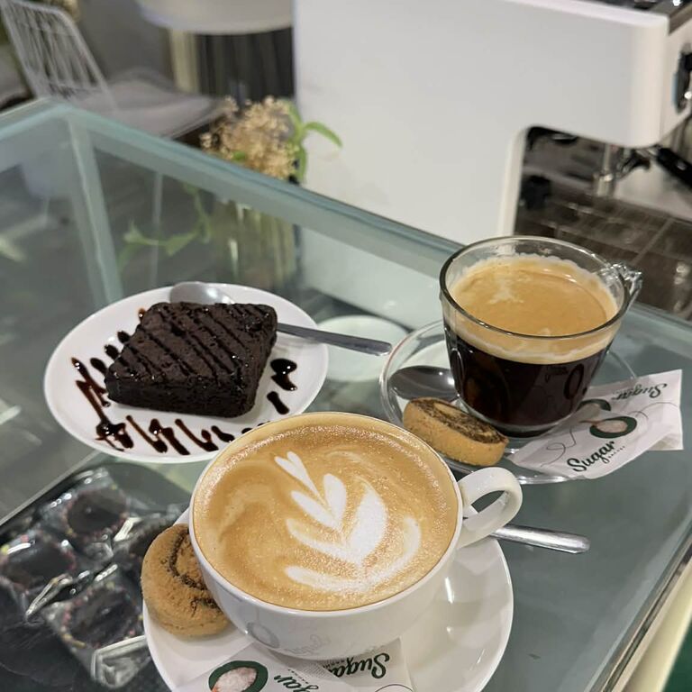 Clouds Deli Cafe