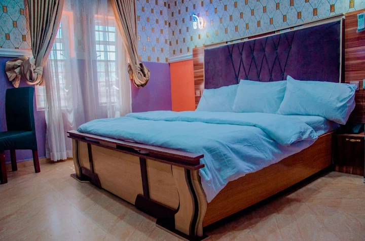 Maxi villa luxury hotel