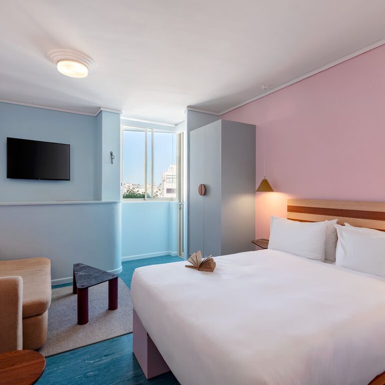 Tropicana Hotel