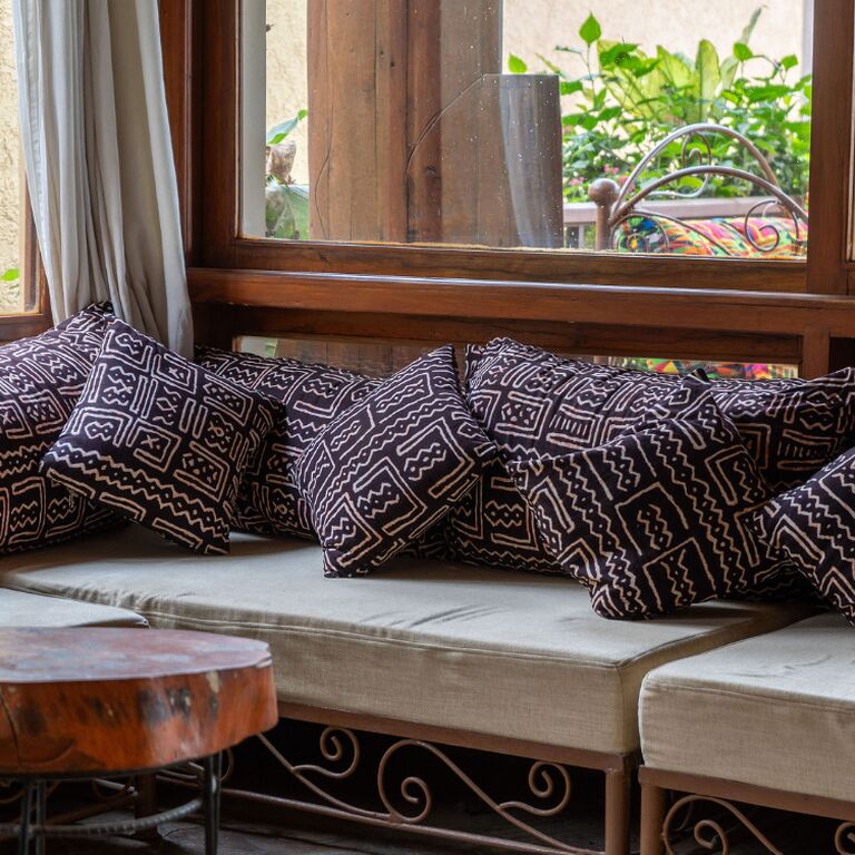 Ahadi Lodge