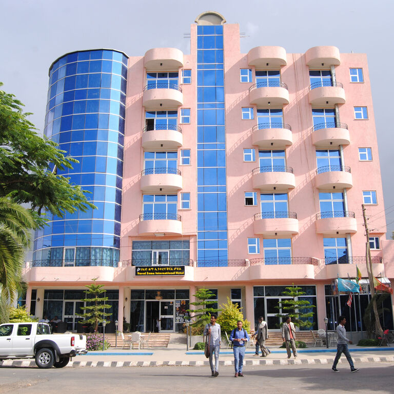 Yaredzema  International Hotel