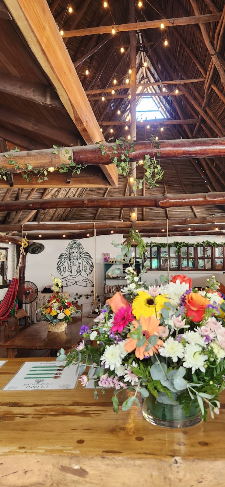 Chaki Café-Boutique