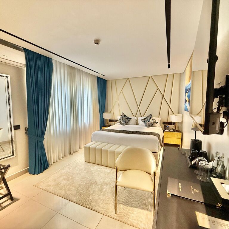 HOTEL NOESIS