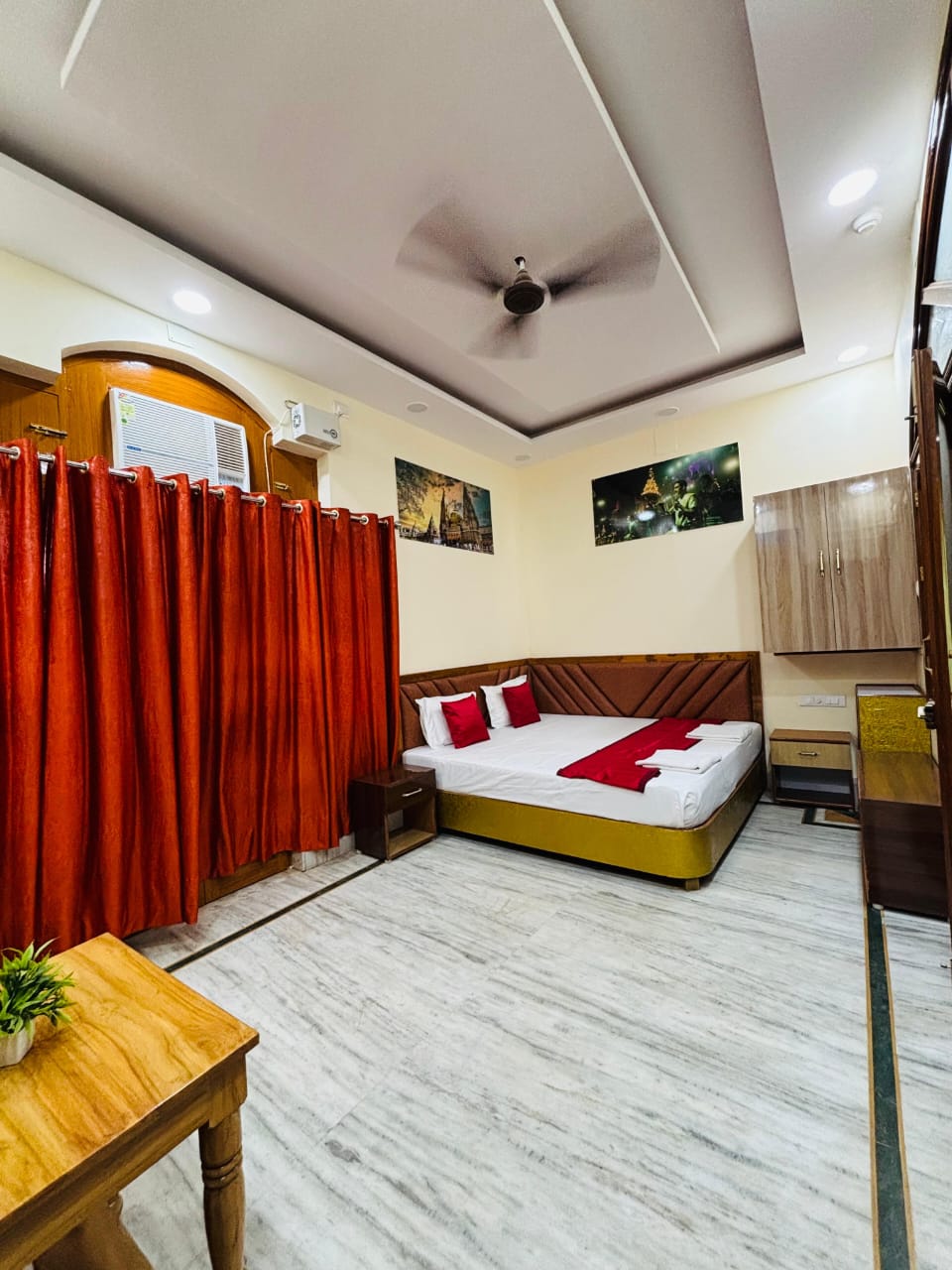 hotel chitrakoot