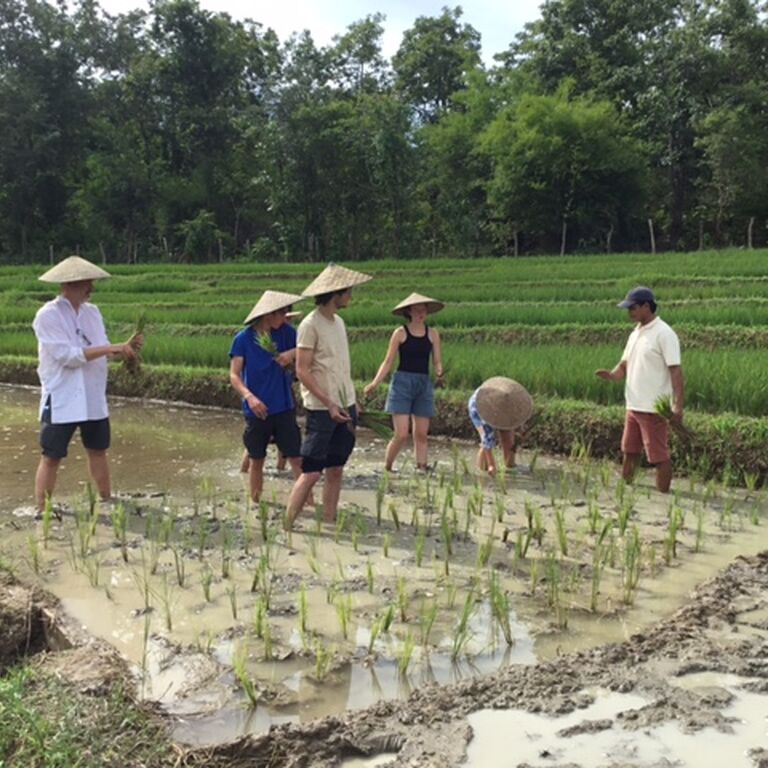 Khmu Connections
