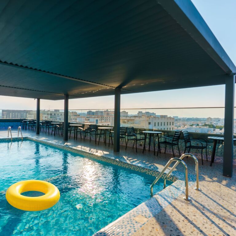 Jarzez Inn Hotel