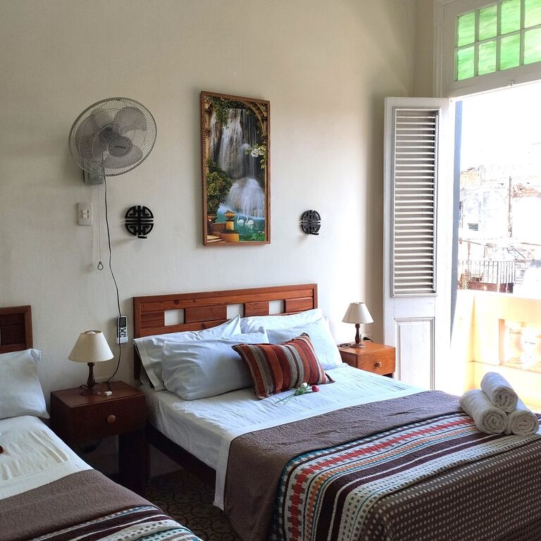 Hostal Balcones Consulado