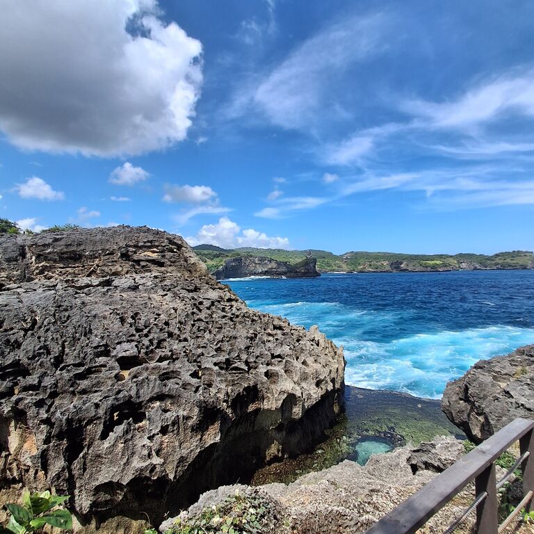 NUSA TENGGARA EXPLORER