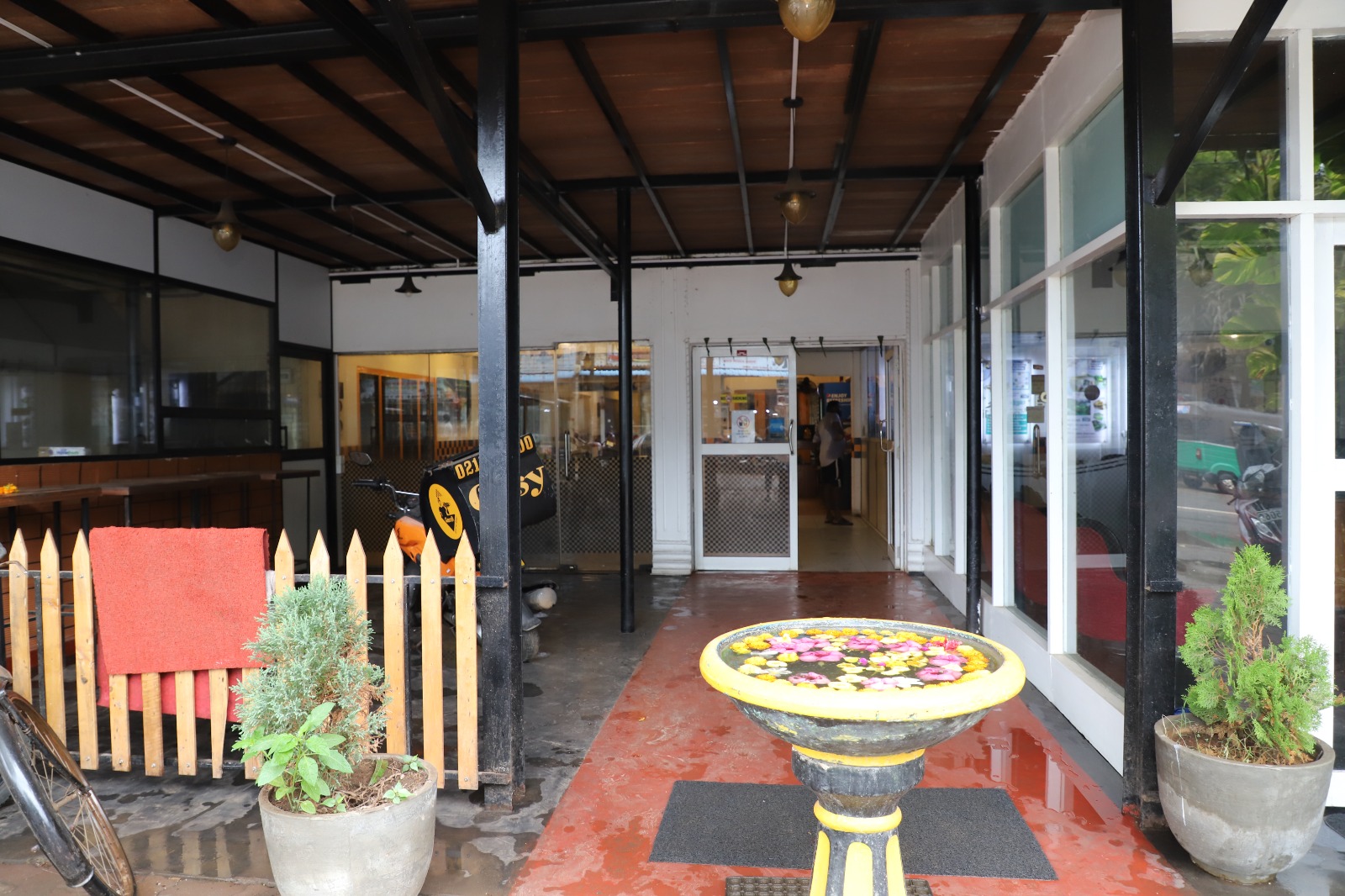 cosy hotel & restaurant