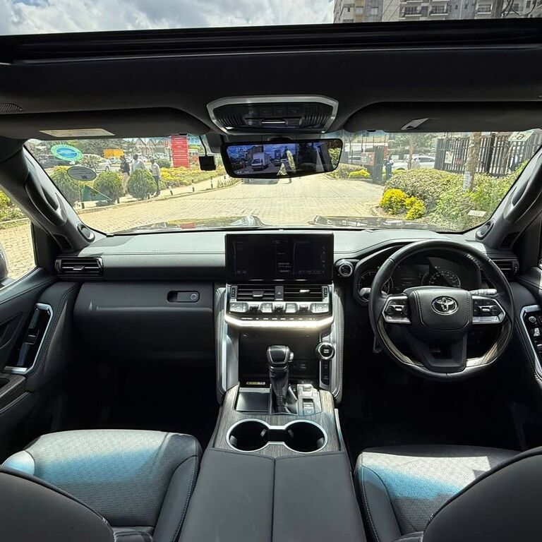 Luxury Car Rental Addis
