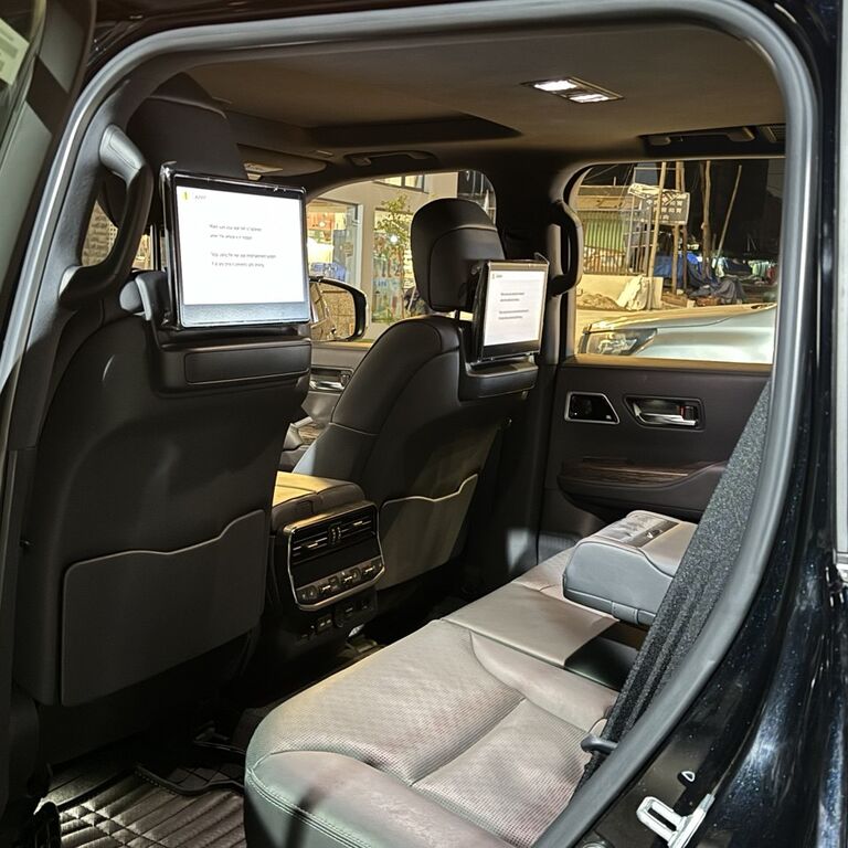 Luxury Car Rental Addis