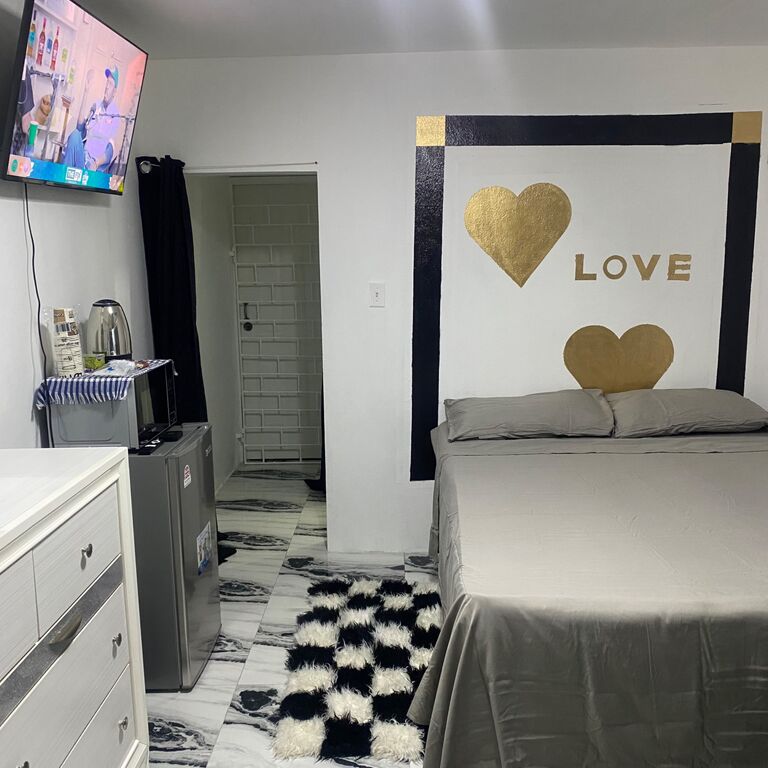 White Room Sparks Guesthouse
